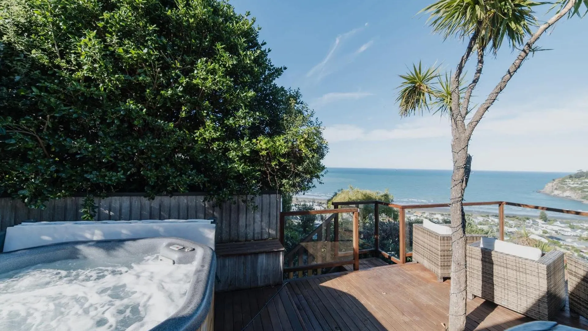 The Ultimate Cecil Wood Stay - Hot Tub Bbq & Views Christchurch Nuova Zelanda