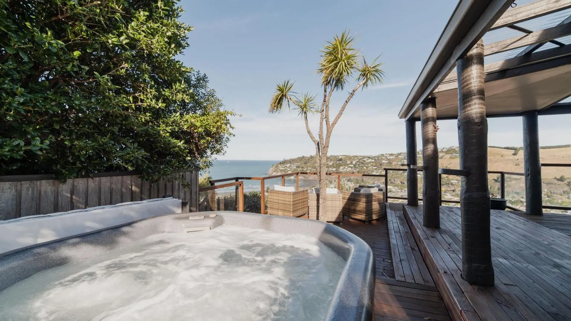 The Ultimate Cecil Wood Stay - Hot Tub Bbq & Views Christchurch Nuova Zelanda